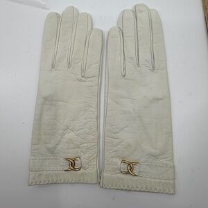 Unworn ,Vintage  Cream Fine Buttersoft Kidskin Gloves, Barnier,  Made In…